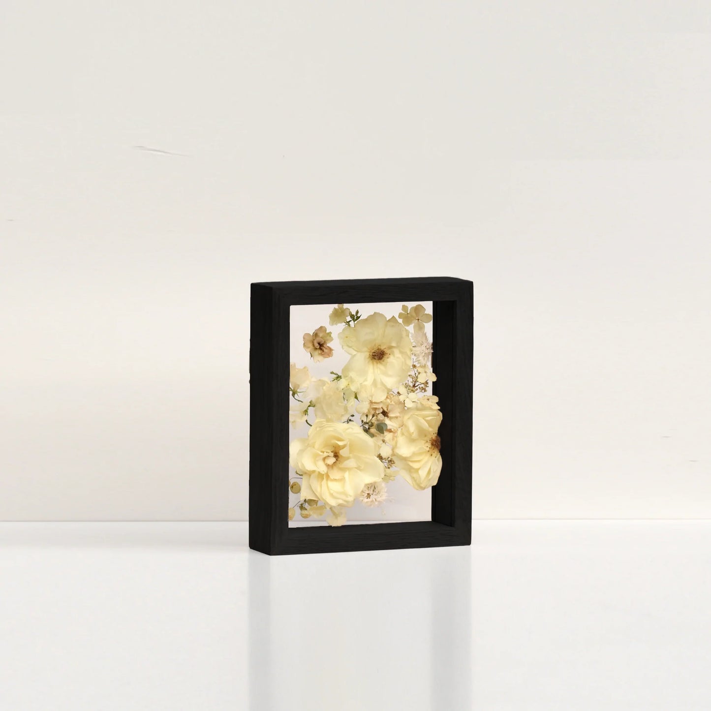 Small Signature Frame (8"x10")